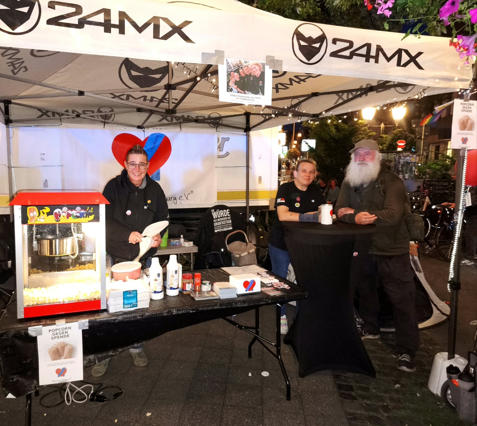 Infostand und Spendenaktion